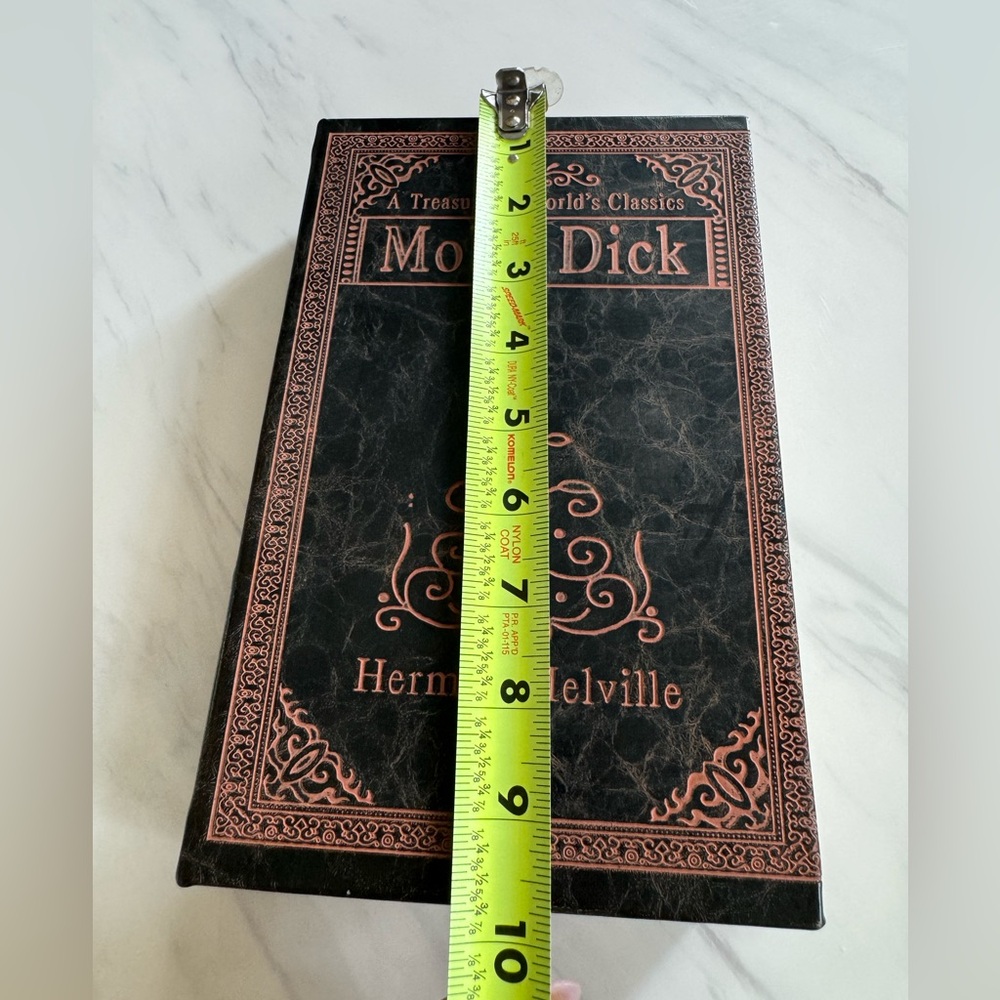 Faux Book Box Openable - Picture 5 of 6